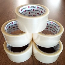 Átlátszó ragasztószalag 